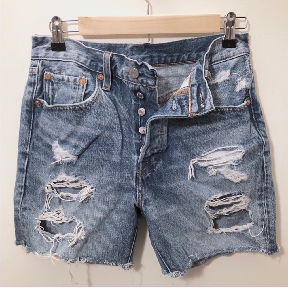 Levi’s high rise distressed denim shorts